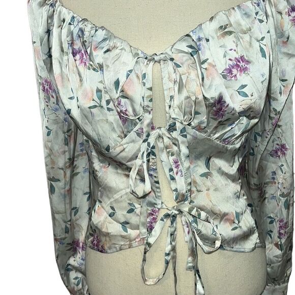 FTF Floral Print Tie Front Blouse - Picture 5 of 14